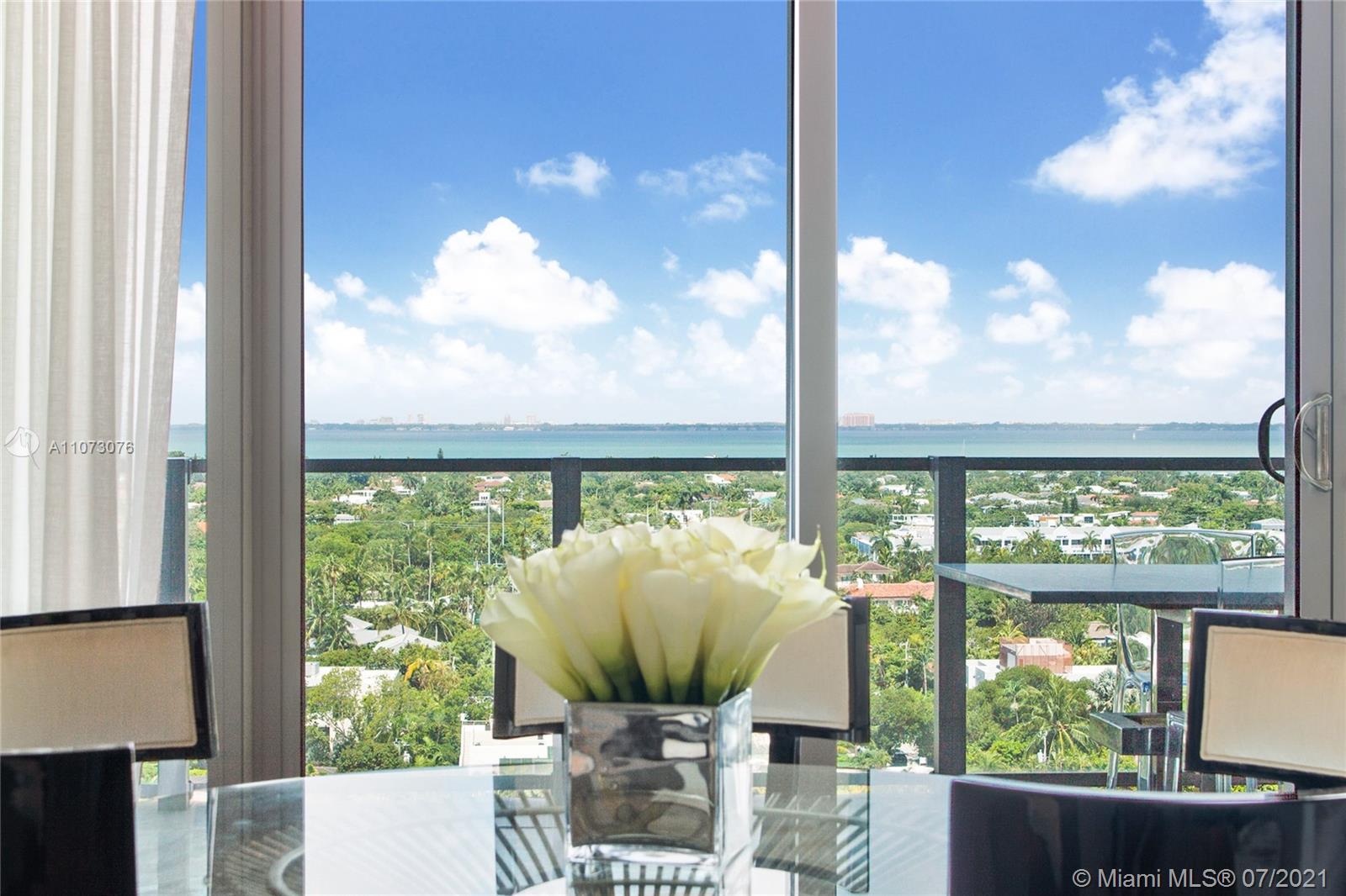 360 Ocean Drive, Unit LPH5S Key Biscayne, FL 33149 - Photo 4 of 38