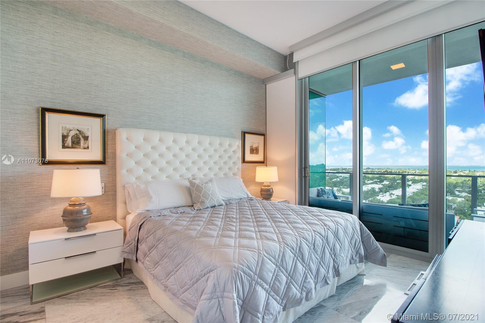360 Ocean Drive, Unit LPH5S Key Biscayne, FL 33149 - Photo 32 of 38