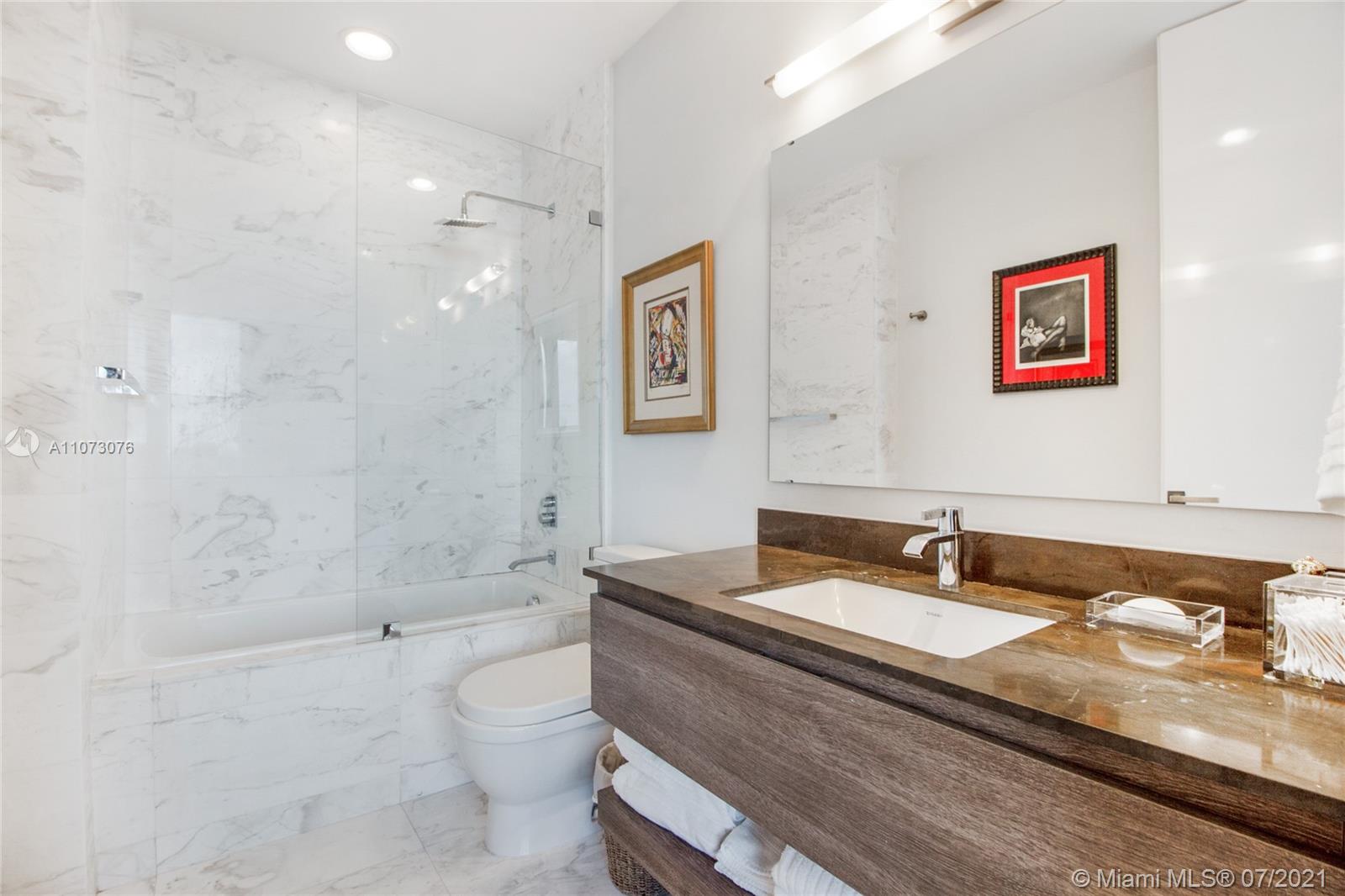 360 Ocean Drive, Unit LPH5S Key Biscayne, FL 33149 - Photo 34 of 38