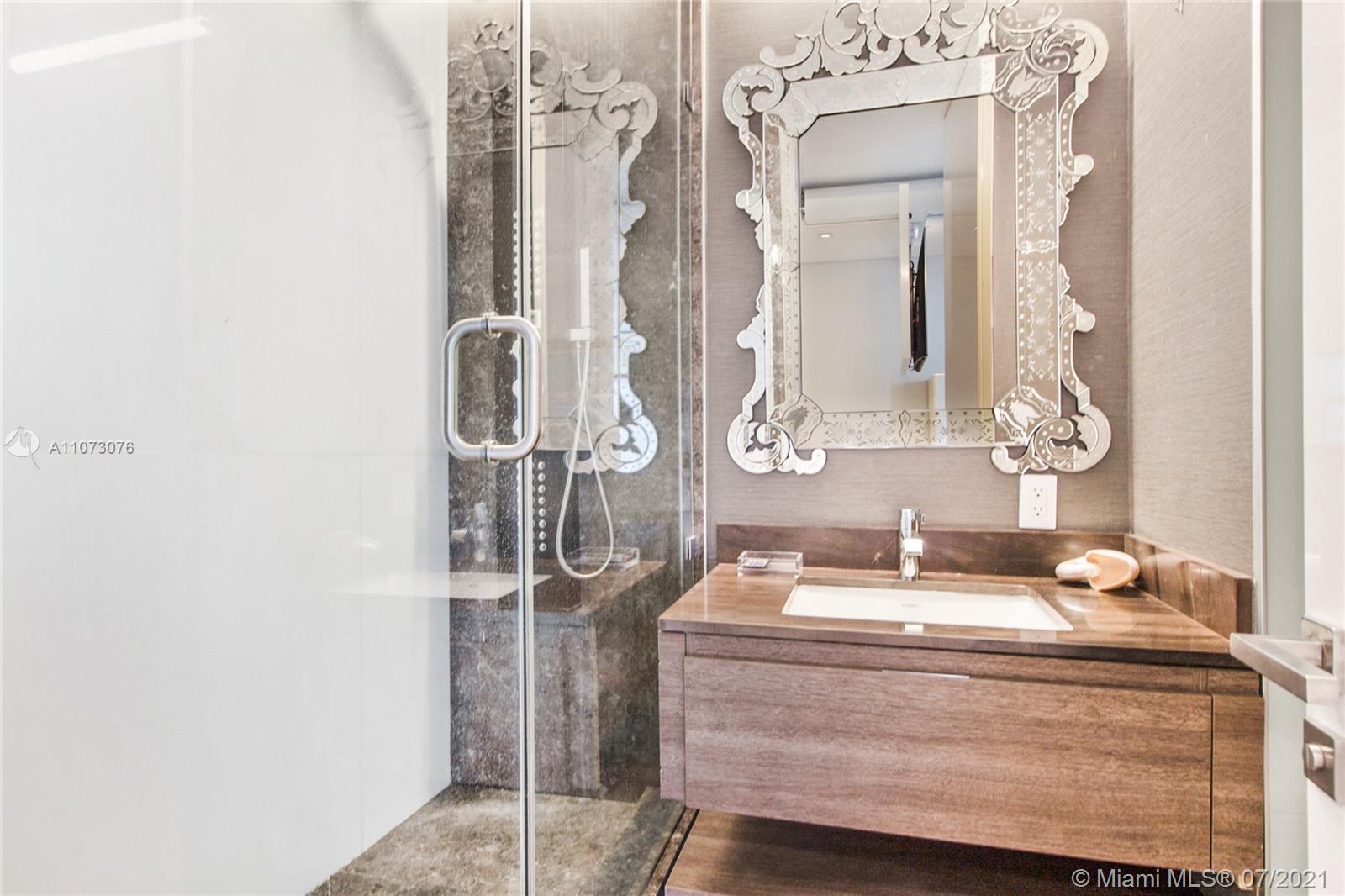 360 Ocean Drive, Unit LPH5S Key Biscayne, FL 33149 - Photo 36 of 38