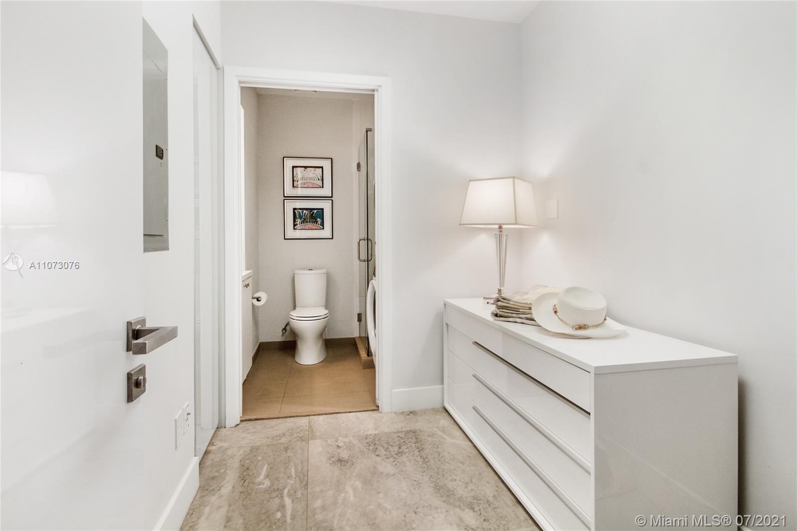 360 Ocean Drive, Unit LPH5S Key Biscayne, FL 33149 - Photo 37 of 38