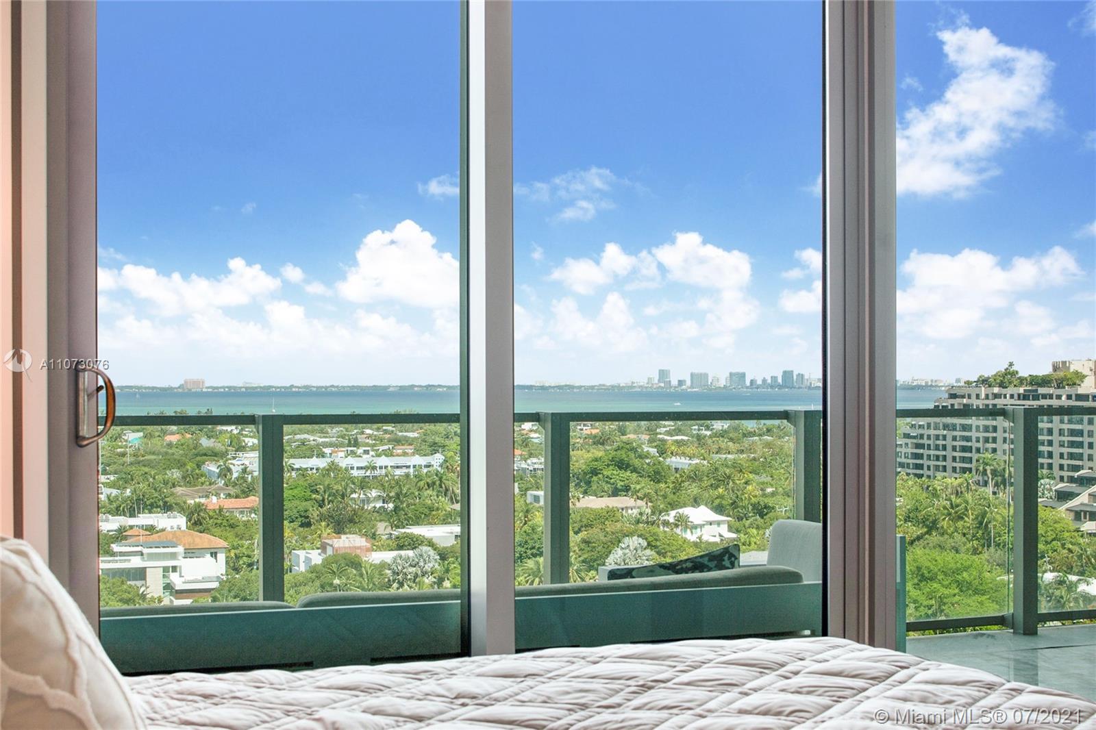 360 Ocean Drive, Unit LPH5S Key Biscayne, FL 33149 - Photo 6 of 38