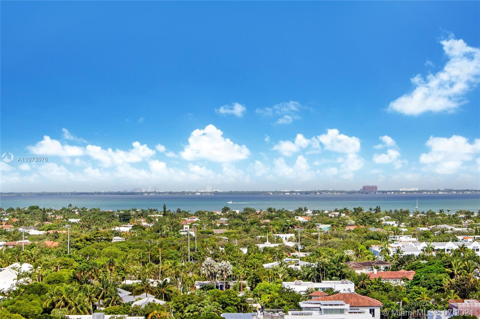 360 Ocean Drive, Unit LPH5S Key Biscayne, FL 33149 - Photo 8 of 38