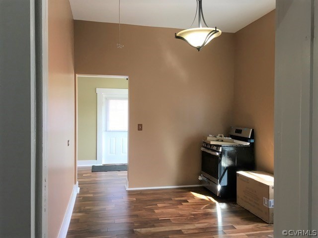 3038 Old Church Road Mechanicsville, VA 23111 - Photo 8 of 26 a view of a livingroom with wooden floor