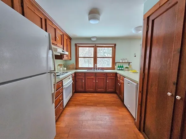 $269,900 | 12 Ferry Road, Montague, MA 01351
