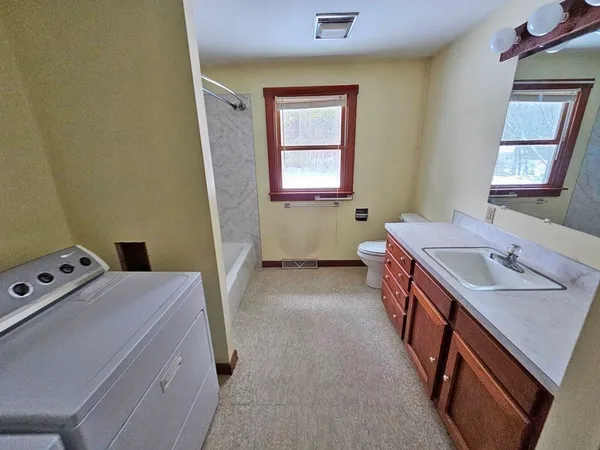 $269,900 | 12 Ferry Road, Montague, MA 01351