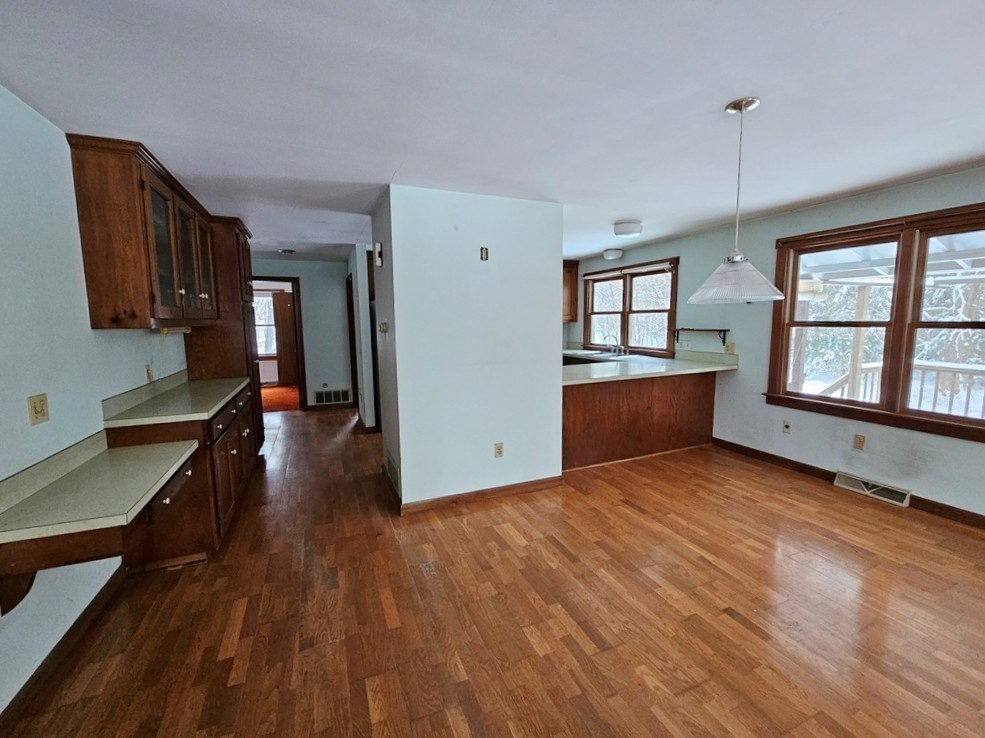 12 Ferry Road Montague, MA 01351 - Photo 8 of 23