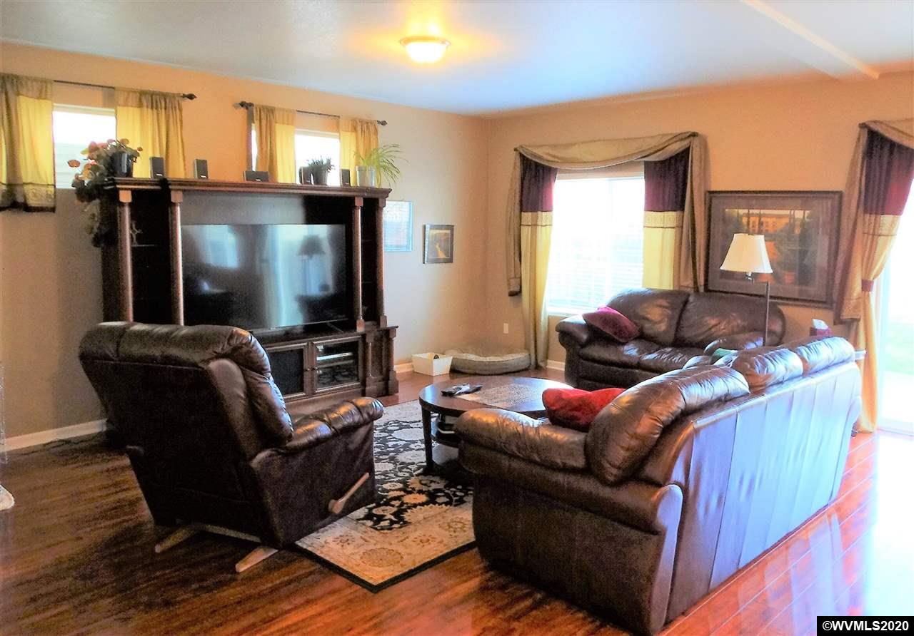 642 Jasmine Circle, Unit CL Independence, OR 97351 - Photo 3 of 23