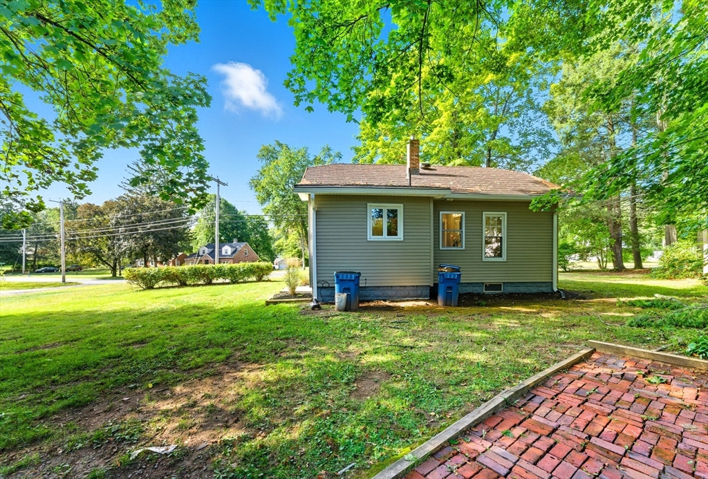 636 Amostown Road West Springfield, MA 01089 - Photo 30 of 40 a view of a house with a yard