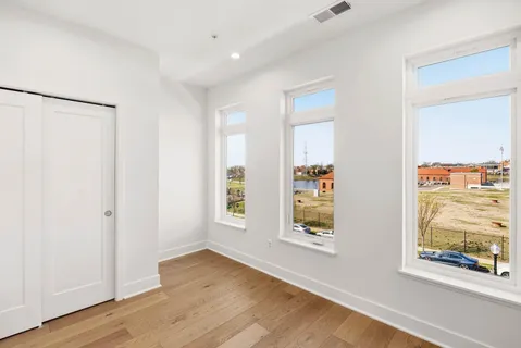 $1,050,000 | 2607 First Street Northwest, Washington, DC 20001