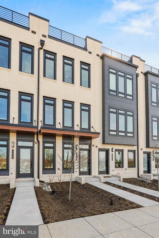 2607 First Street Northwest Washington, DC 20422 - Photo 2 of 36