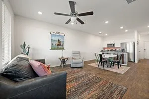 $195,500 | 549 Arnold Loop, Unit A, Kyle, TX 78640