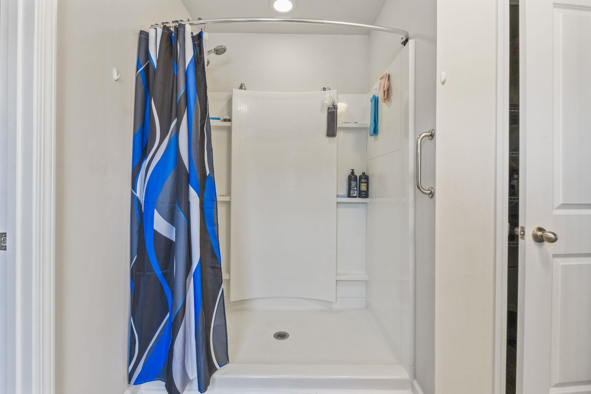 520 Dundalk Drive Conway, SC 29526 - Photo 22 of 35 Bathroom featuring a stall shower