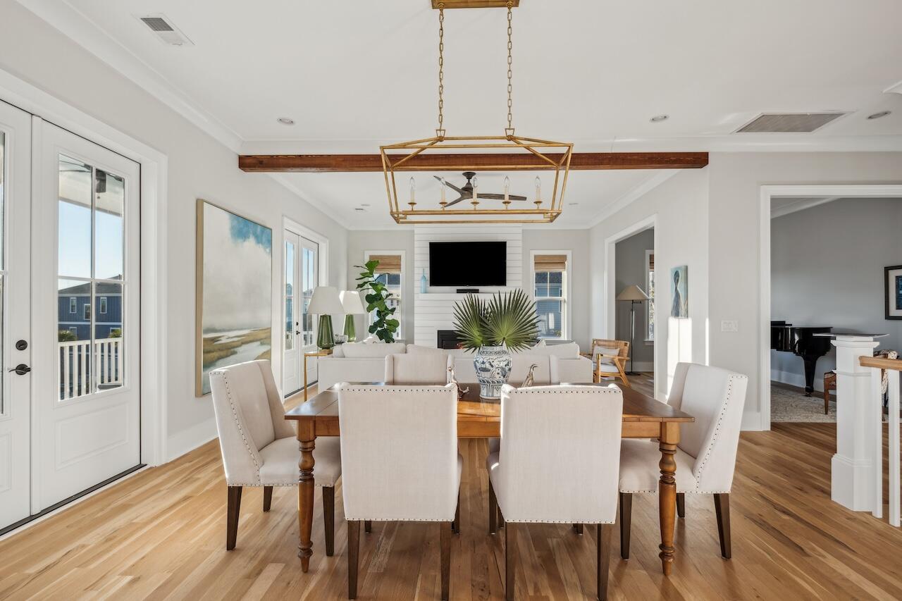 1646 Red Tide Road Mount Pleasant, SC 29466 - Photo 19 of 93 Dining to Living