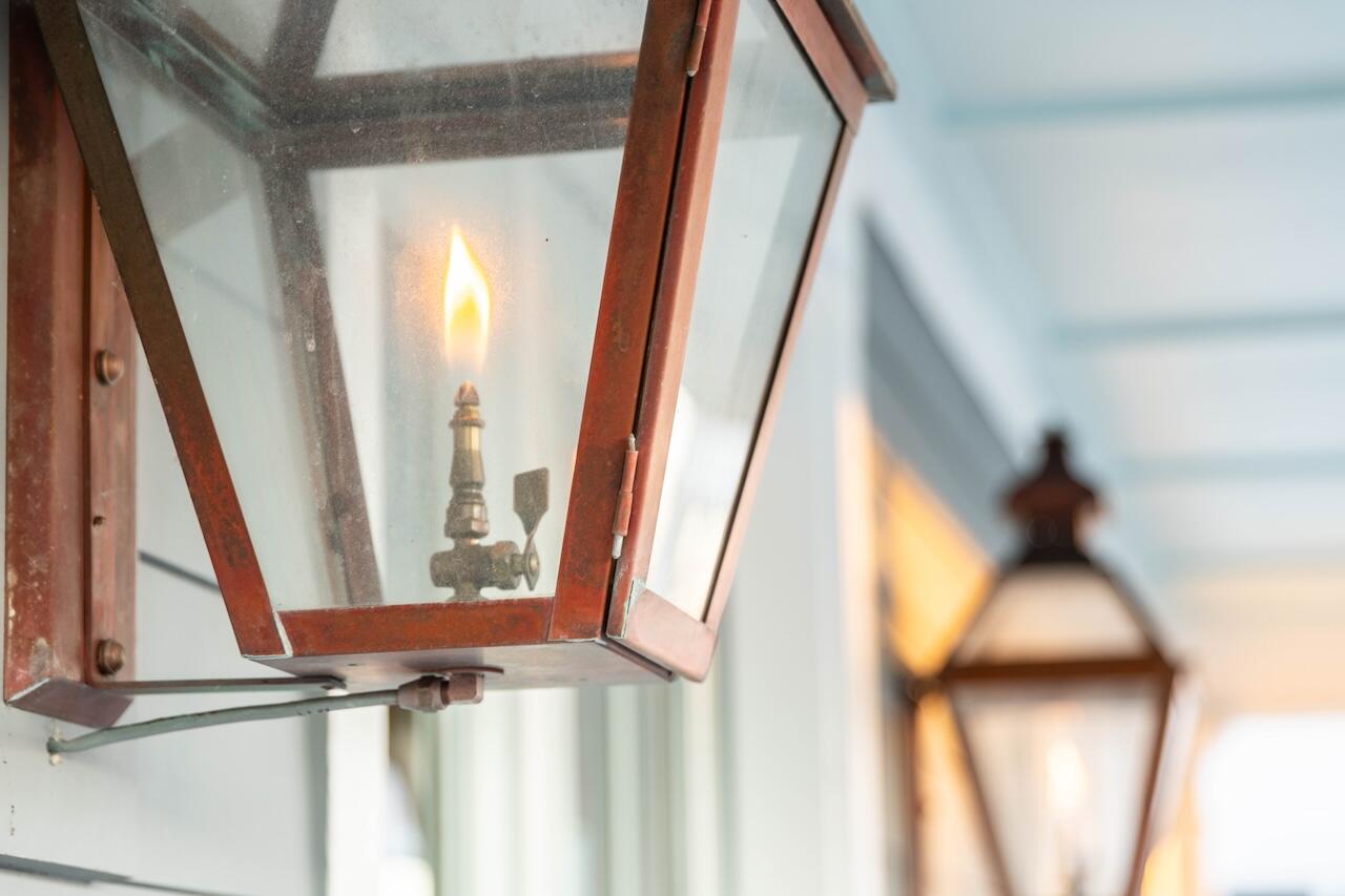 1646 Red Tide Road Mount Pleasant, SC 29466 - Photo 4 of 93 Gas Lanterns