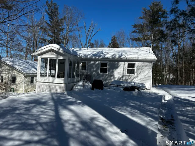 $2,400 | 5 Niles Road, New Hartford, CT 06057