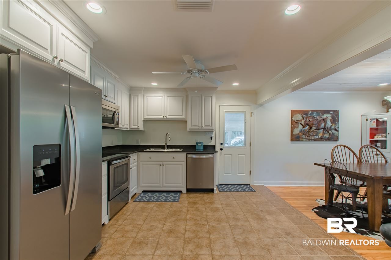 419 Rosa Avenue Fairhope, AL 36532 - Photo 12 of 33