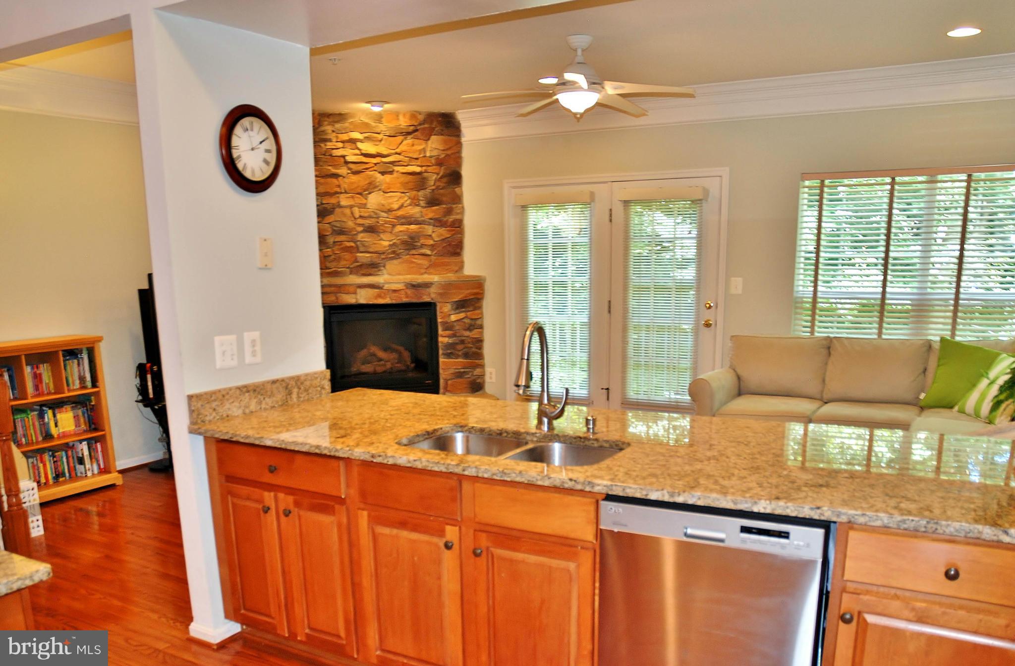 18722 Broken Oak Road Boyds, MD 20841 - Photo 9 of 30 Kitchen