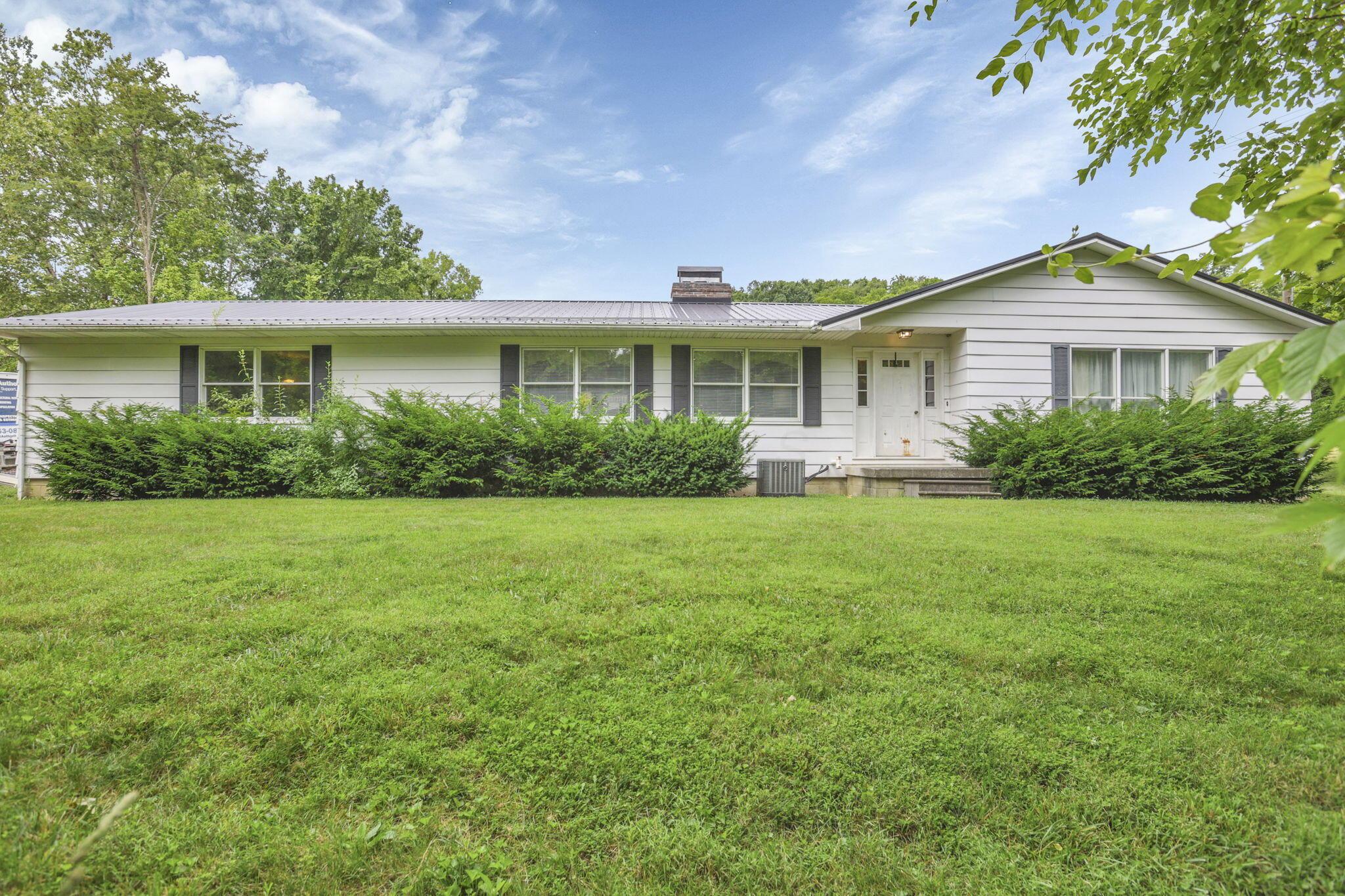 1737 Bull Creek Road Laurelville, OH 43135 - Photo 4 of 46 4BC