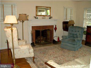 309 Paper Mill Road Oreland, PA 19075 - Photo 3 of 4 Gallery Image 3