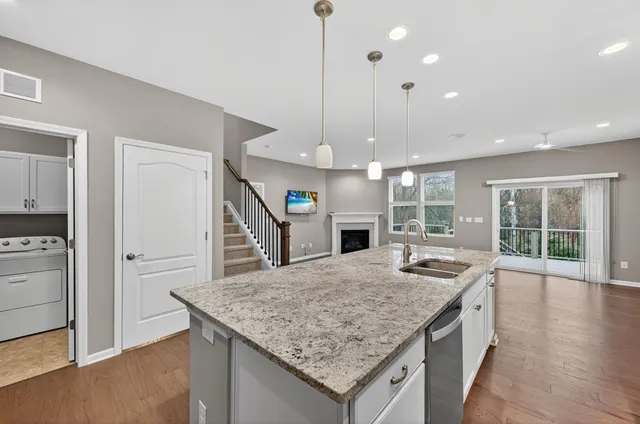 $595,000 | 2994 Montana Way, Ann Arbor, MI 48105