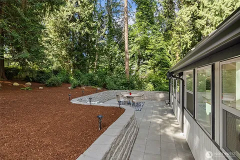 $1,300,000 | 11785 Penny Place Northeast, Bainbridge Island, WA 98110