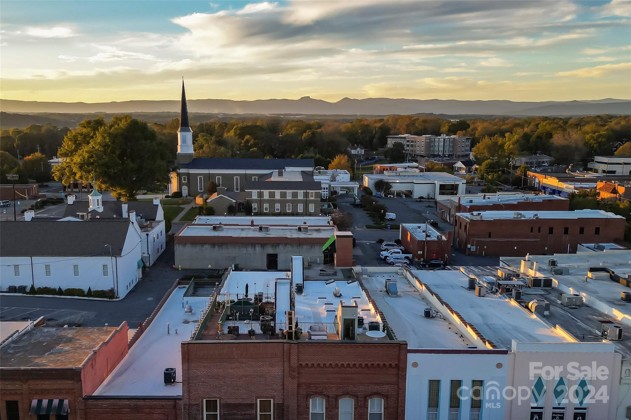118 West Union Street, Unit A Morganton, NC 28655 - Photo 41 of 48