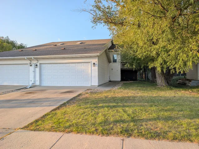$249,900 | 830 12th Avenue West, West Fargo, ND 58078