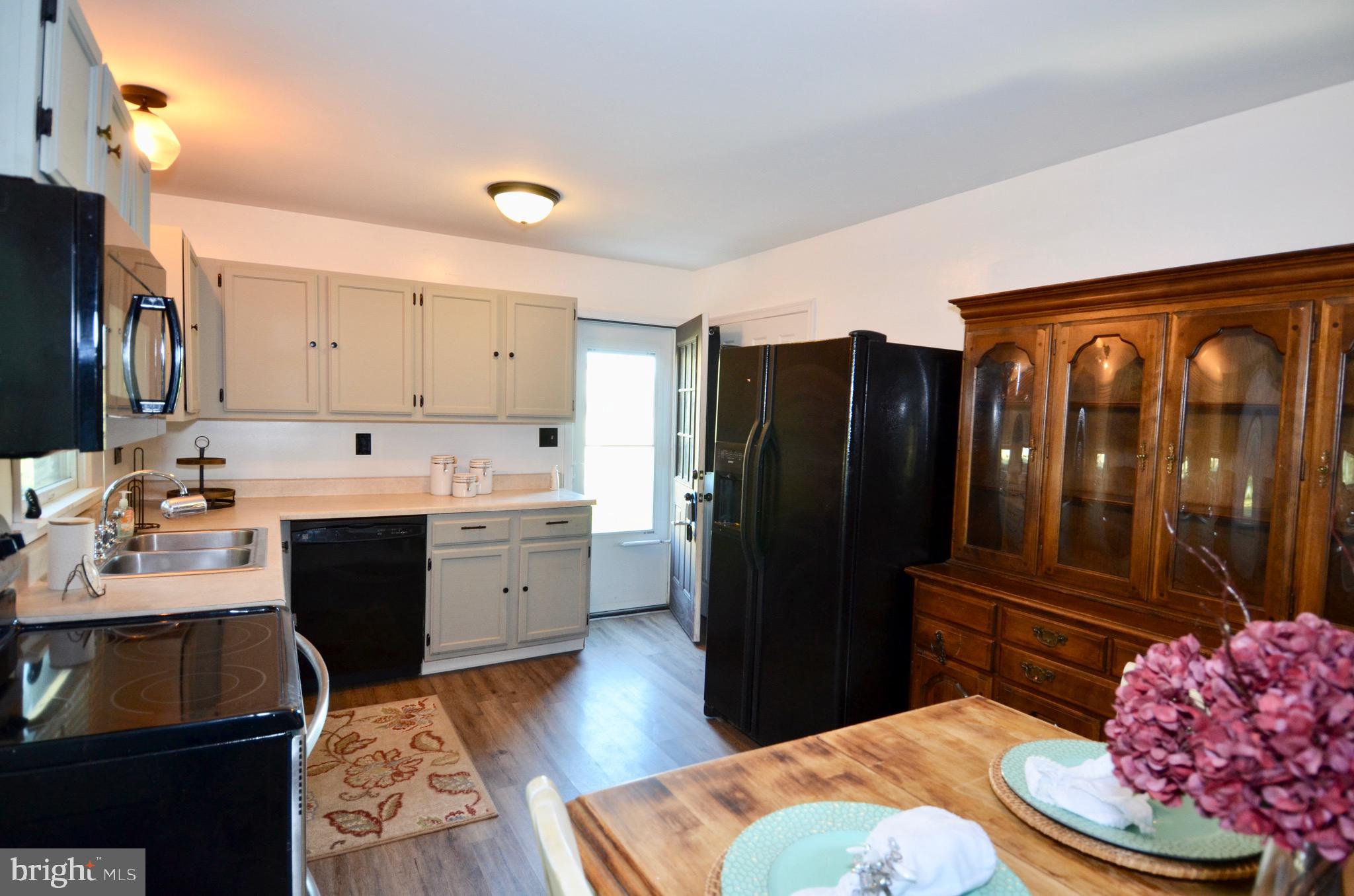 30110 Deal Island Road Princess Anne, MD 21853 - Photo 6 of 31 Gallery Image 6