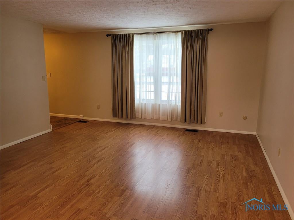 28686 White Road Perrysburg, OH 43551 - Photo 3 of 28 Gallery Image 3