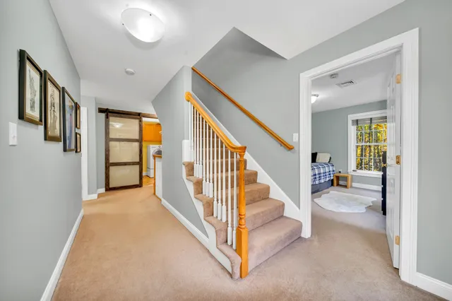 $929,900 | 8 Stonewall Way, Newmarket, NH 03857