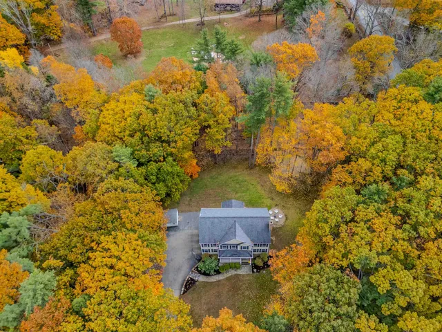 $929,900 | 8 Stonewall Way, Newmarket, NH 03857