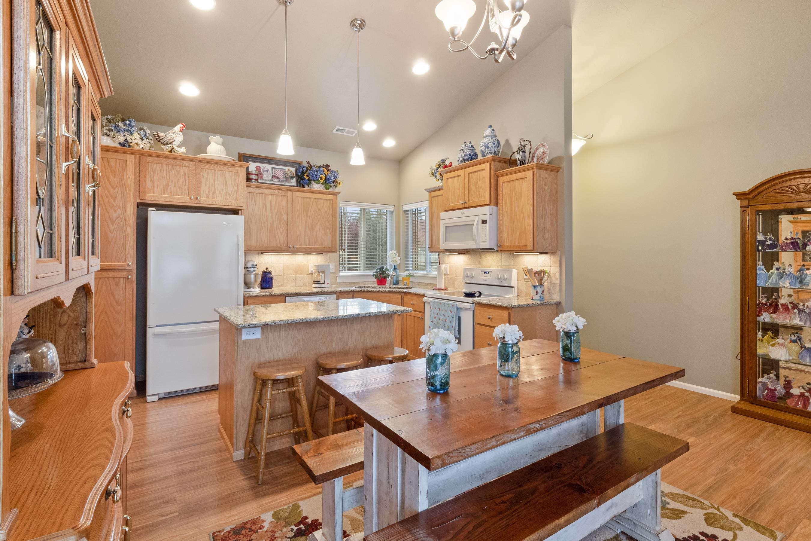 5220 North Mayhew Road Spokane Valley, WA 99216 - Photo 14 of 36