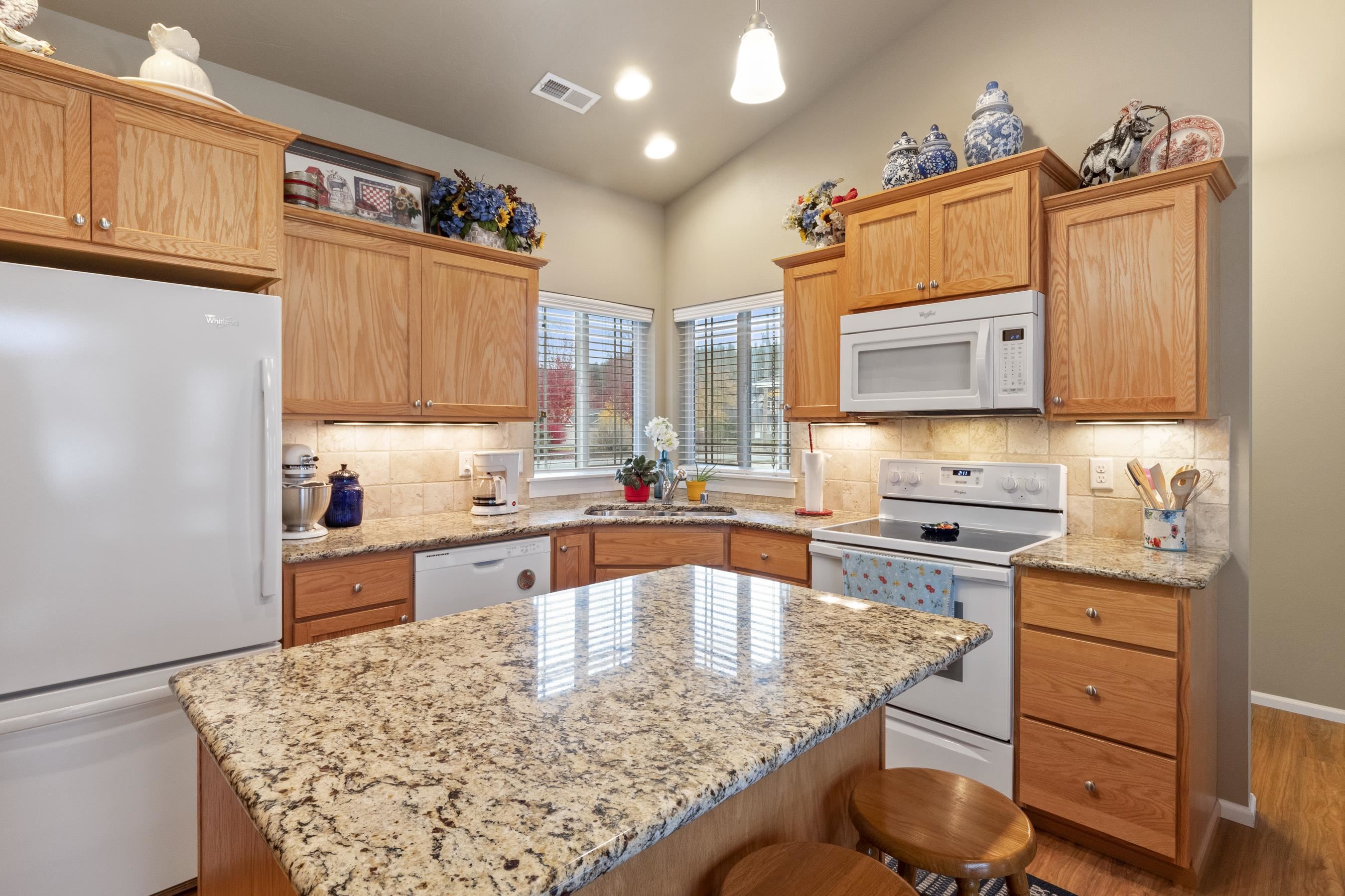 5220 North Mayhew Road Spokane Valley, WA 99216 - Photo 16 of 36