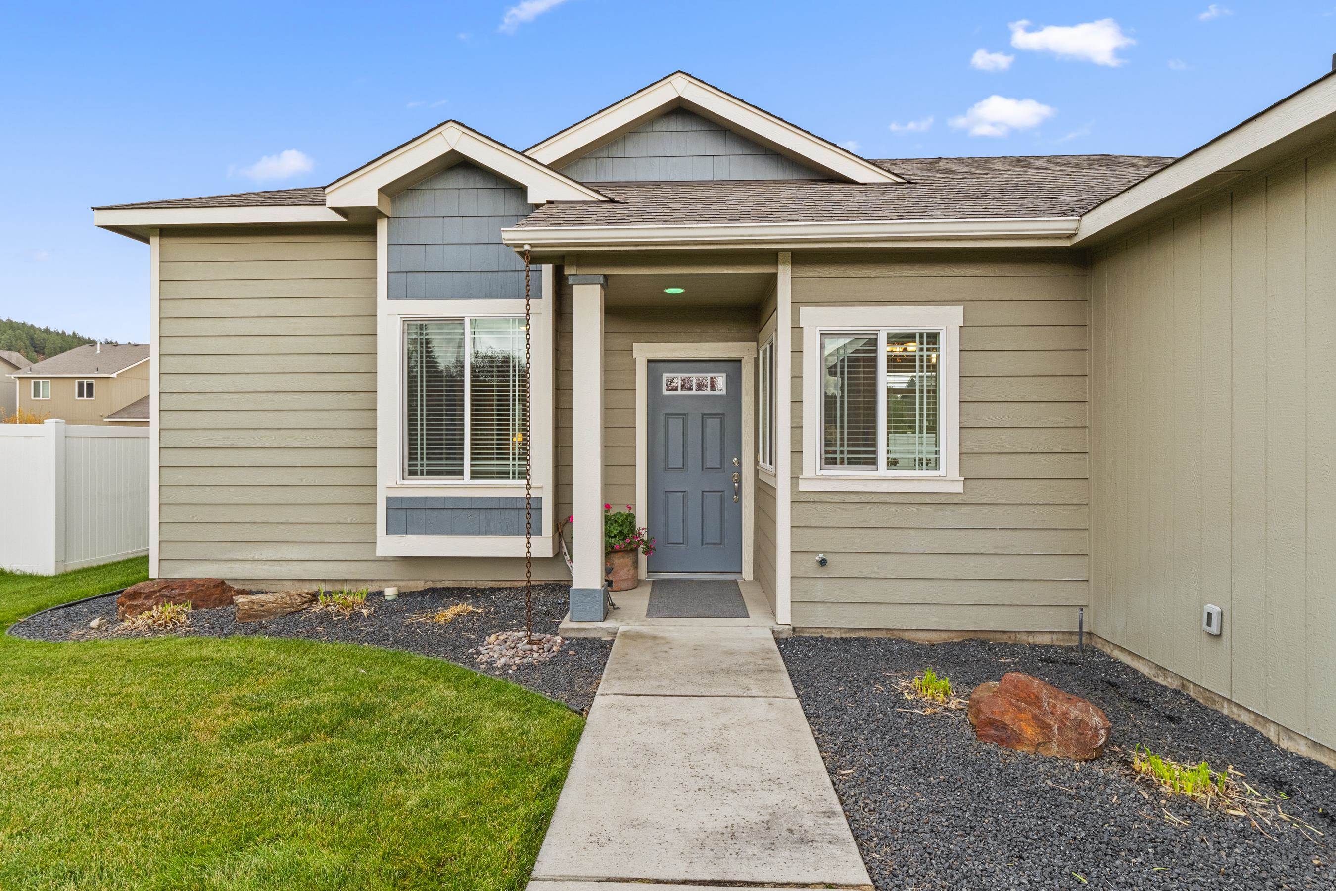 5220 North Mayhew Road Spokane Valley, WA 99216 - Photo 7 of 36