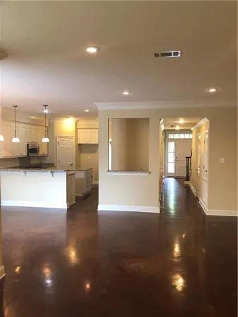 $3,400 | 217 Rue Esplanade, Mandeville, LA 70471