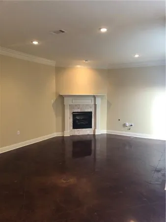 $3,400 | 217 Rue Esplanade, Mandeville, LA 70471