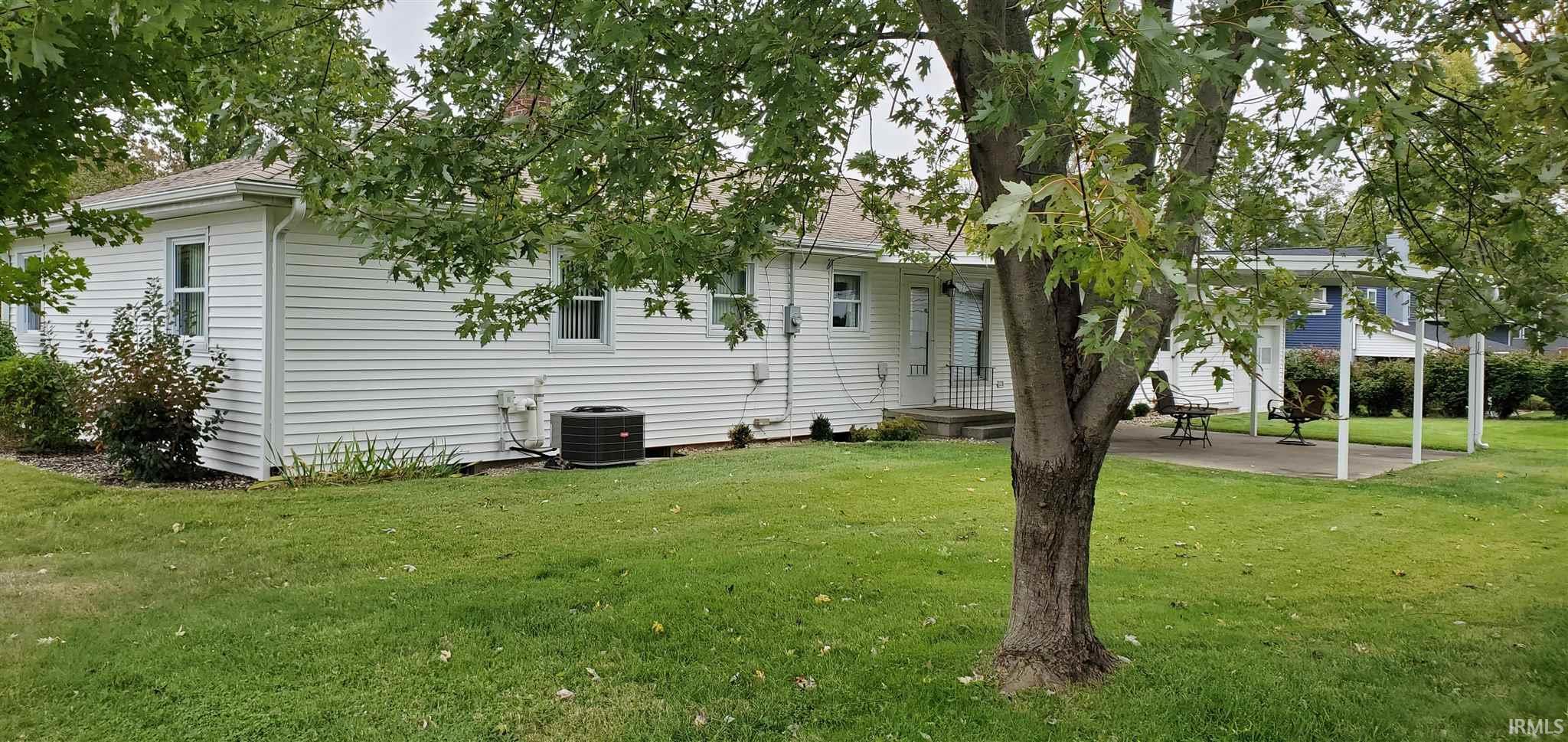 1429 Brett Cabel Road Washington, IN 47501 - Photo 2 of 23 Gallery Image 2