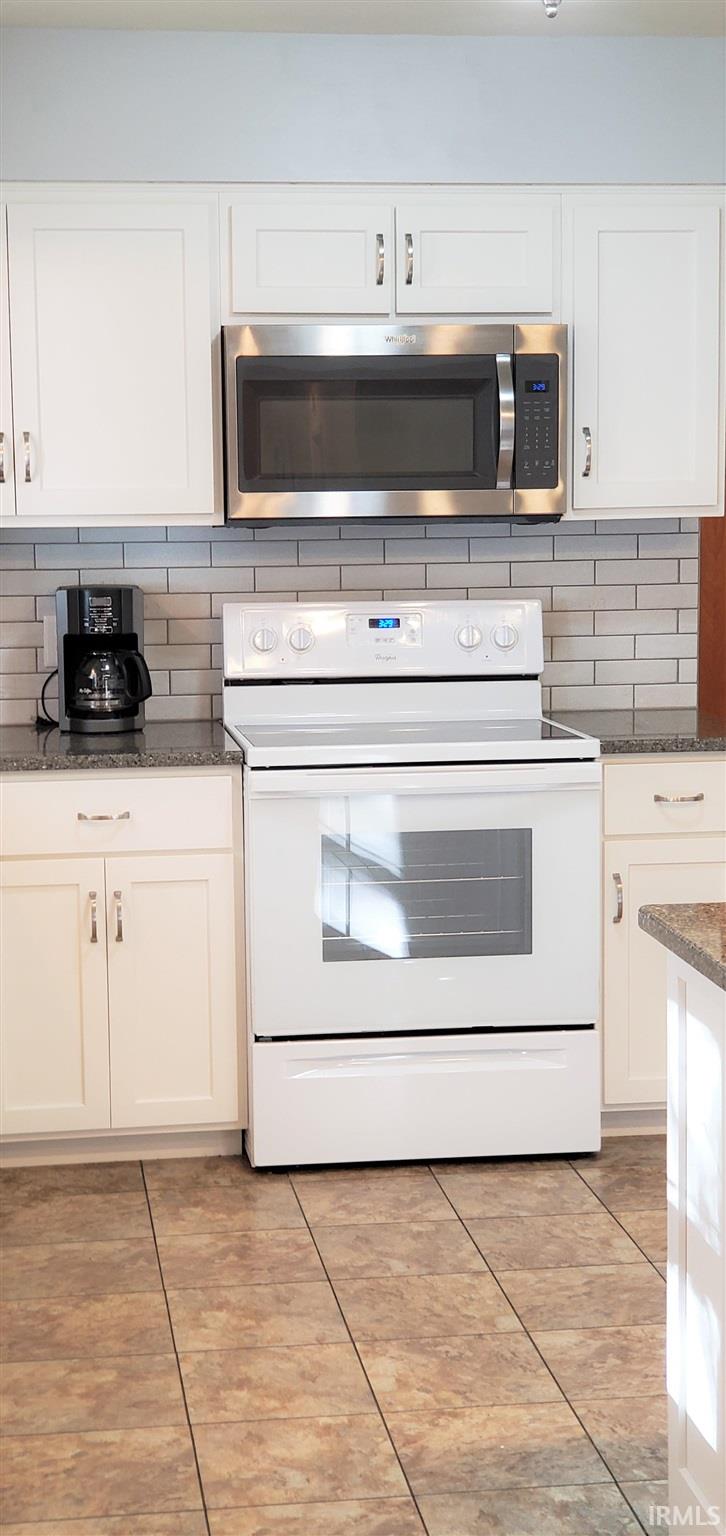 1429 Brett Cabel Road Washington, IN 47501 - Photo 8 of 23 Gallery Image 8