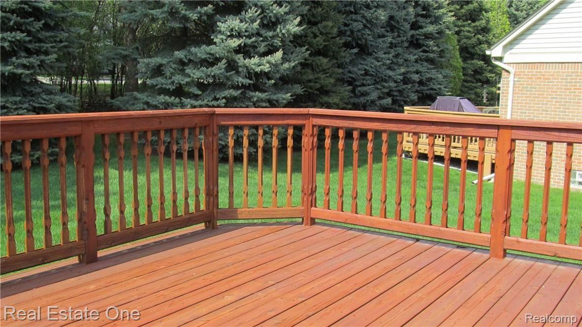 1048 Churchill Circle, Unit 25 Rochester, MI 48307 - Photo 16 of 21 061.JPG