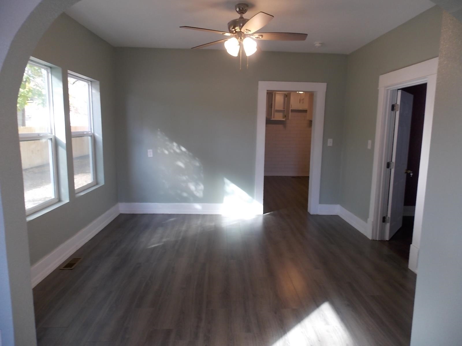 2155 North Waco Avenue Wichita, KS 67203 - Photo 16 of 36