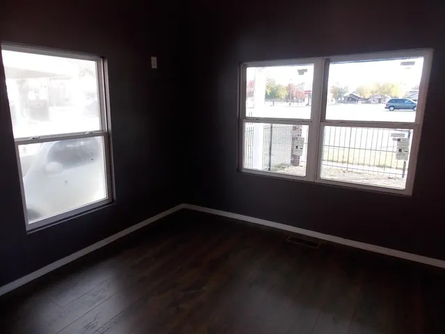 $150,000 | 2155 North Waco Avenue, Wichita, KS 67203