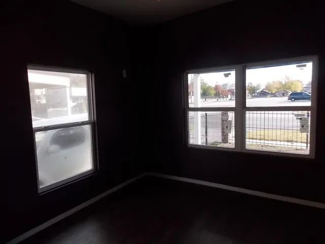 $150,000 | 2155 North Waco Avenue, Wichita, KS 67203