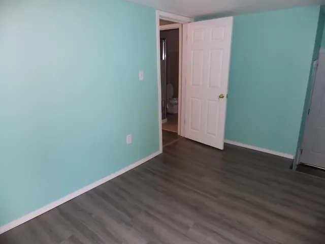 $150,000 | 2155 North Waco Avenue, Wichita, KS 67203