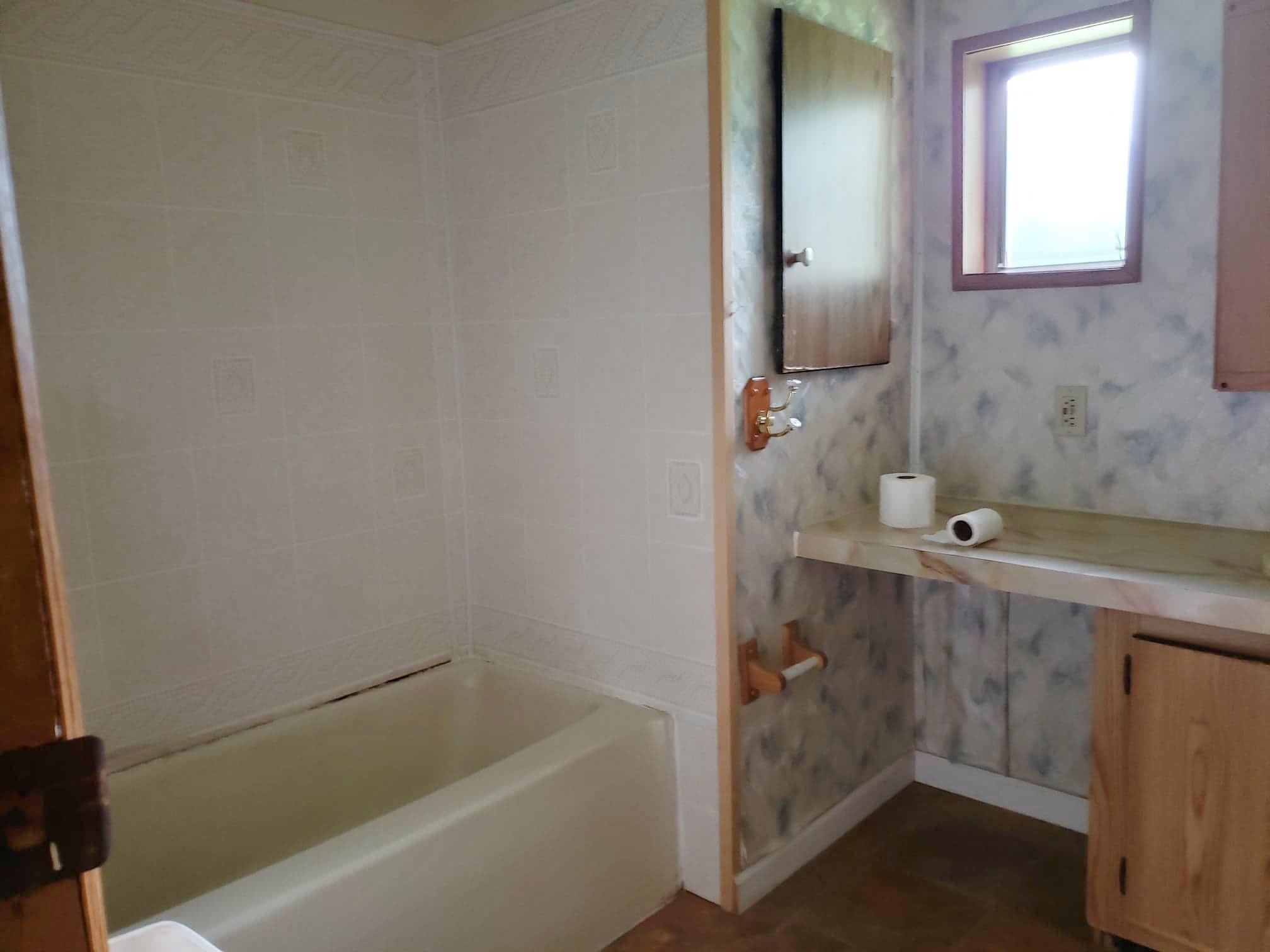 1845 Shunk Road Sault Ste. Marie, MI 49783 - Photo 14 of 28 Gallery Image 14