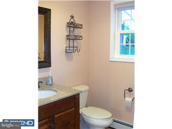15 Halfturn Road Levittown, PA 19056 - Photo 8 of 10 Bathroom