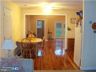 15 Halfturn Road Levittown, PA 19056 - Photo 10 of 10 Kitchen