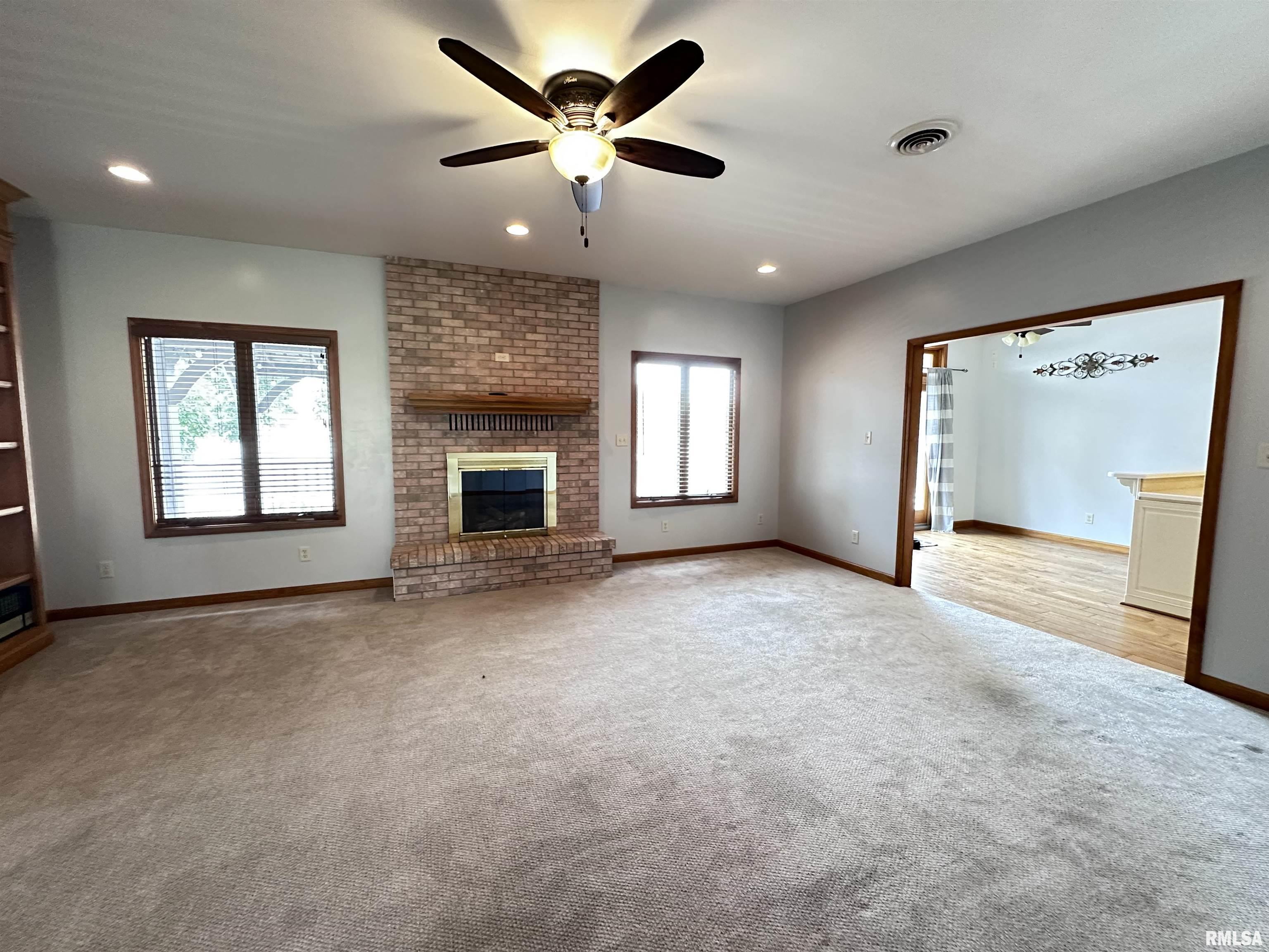 1535 Howard Road Marion, IL 62959 - Photo 4 of 40