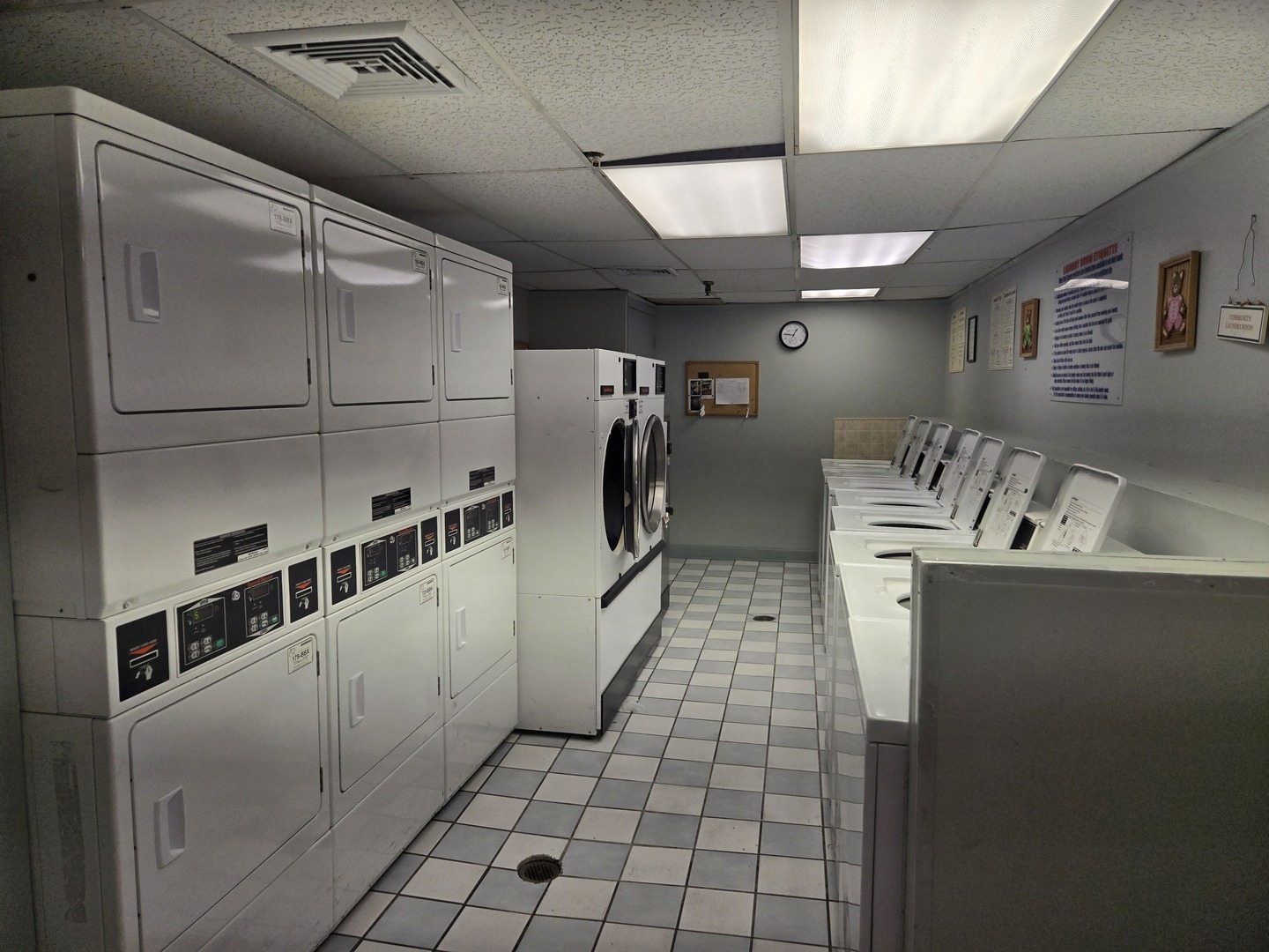 220 South Roselle Road, Unit 224 Schaumburg, IL 60193 - Photo 19 of 20