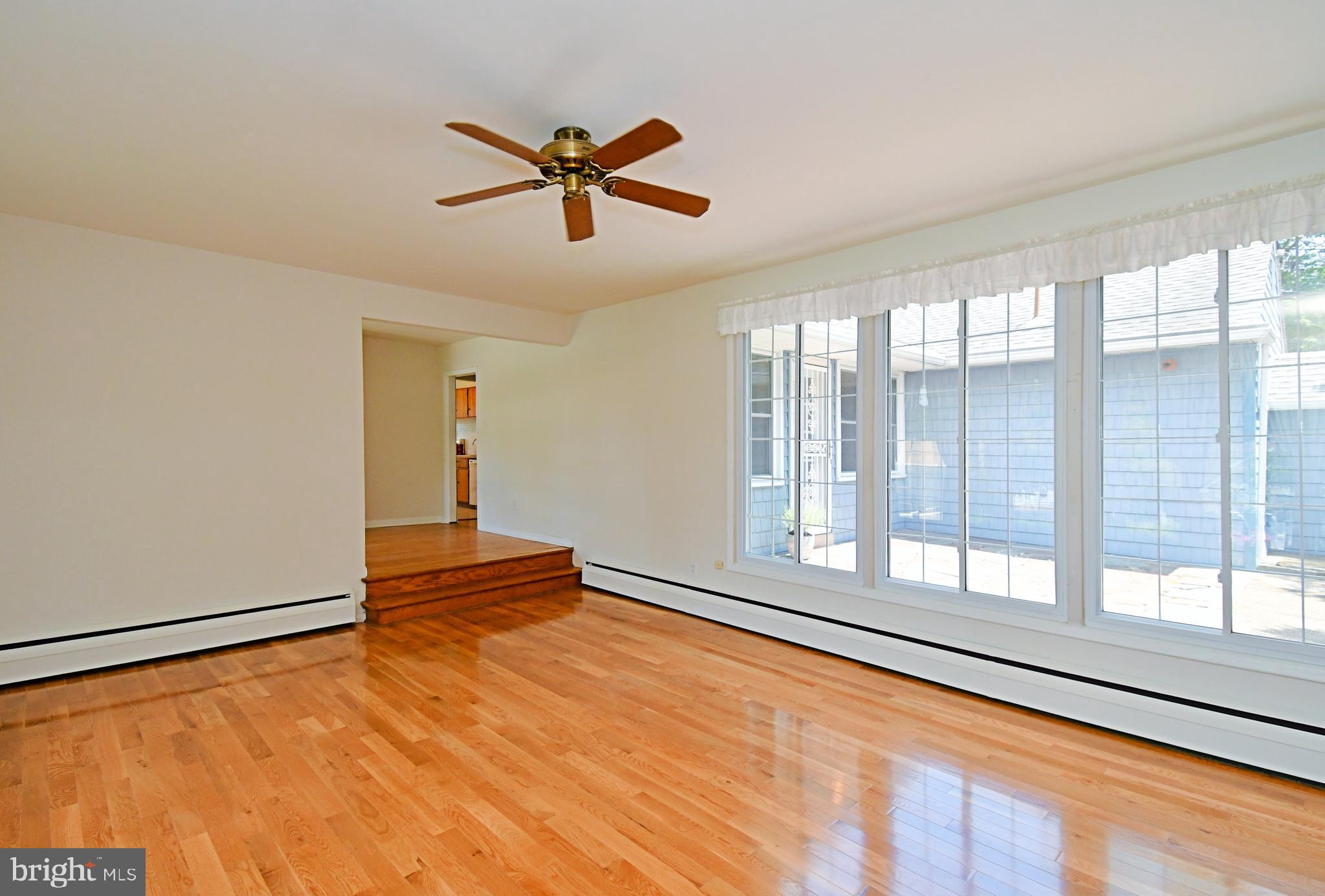 127 Crocus Road Feasterville-Trevose, PA 19053 - Photo 16 of 77 Gallery Image 16